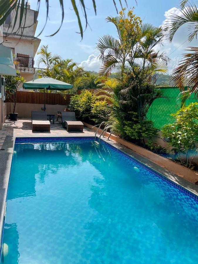 Corner House, Lonavla By Meheru-4 Bhk Villa With Pool Exterior foto